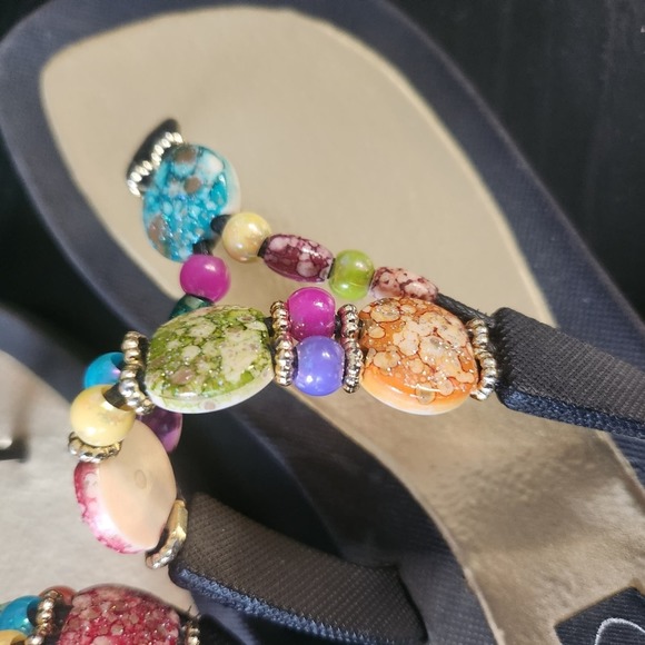 Pair of marble beaded Grandco Sandals, barely worn - Picture 2 of 2